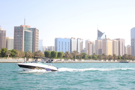 abu-dhabi-voo-diurno-dubai-613_0.jpg